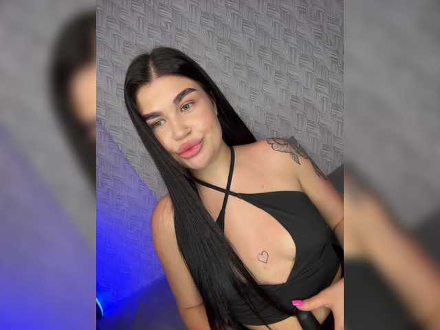 suchka-black- live cam on BongaCams
