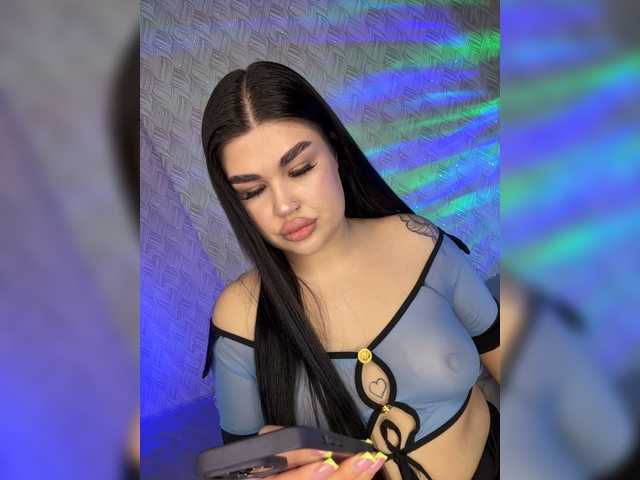 suchka-black- live cam