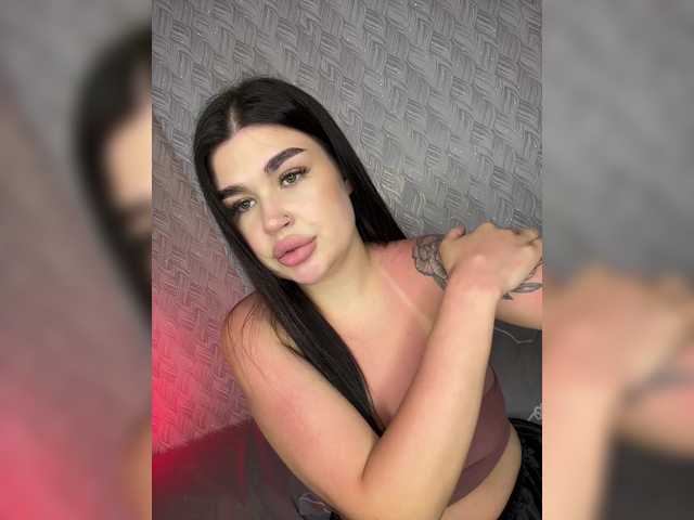 suchka-black- live cam
