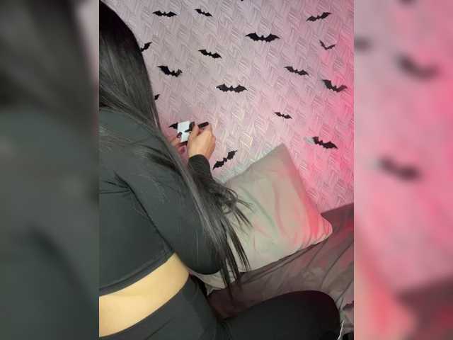 suchka-black- live cam on BongaCams