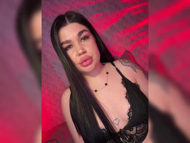 suchka-black-'s BongaCams show and profile