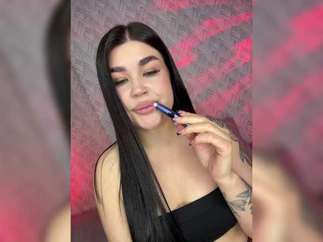 suchka-black-'s BongaCams show and profile