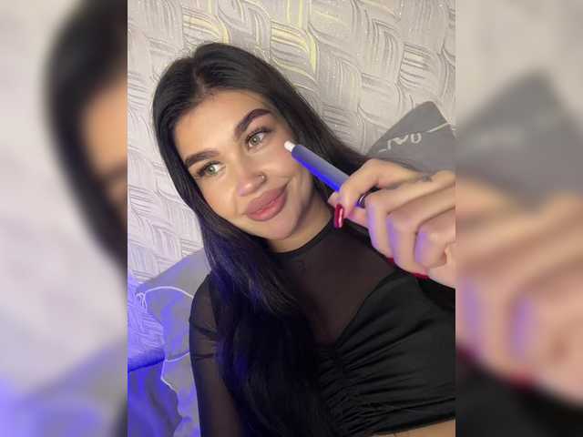 suchka-black- live cam on BongaCams