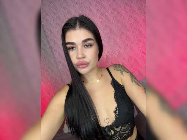 suchka-black- live cam on BongaCams