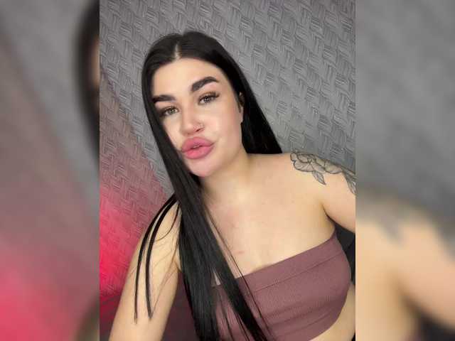 suchka-black-'s BongaCams show and profile