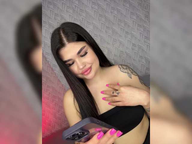 suchka-black- live cam on BongaCams