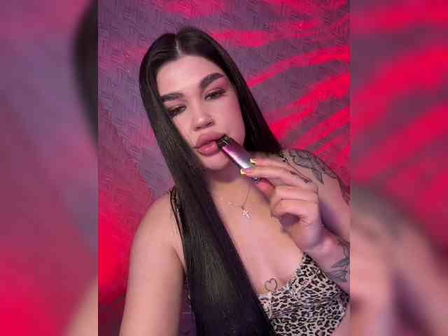 suchka-black- webcam