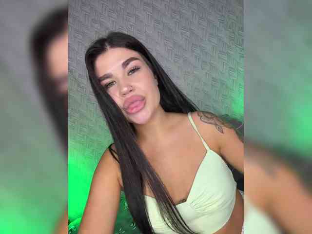 suchka-black- Sex Cam Show