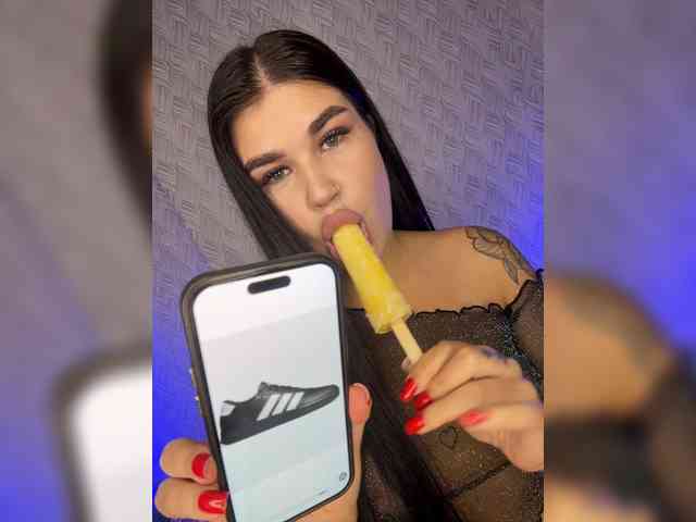 suchka-black- webcam
