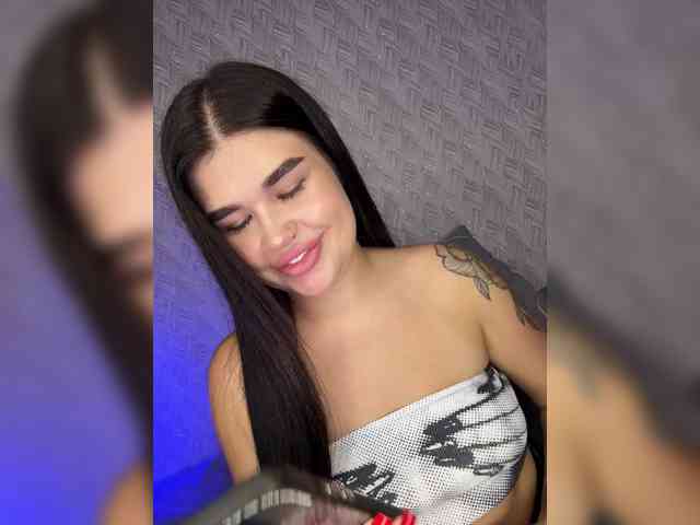suchka-black- Sex Cam Show