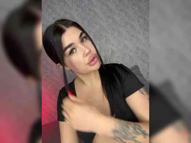 suchka-black- webcam