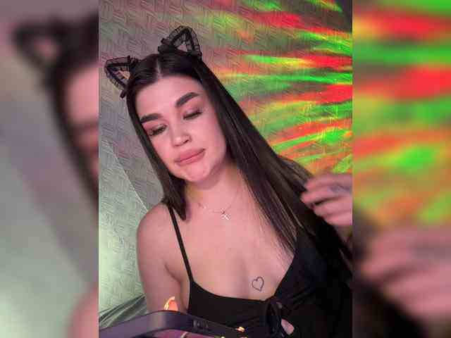 suchka-black- webcam