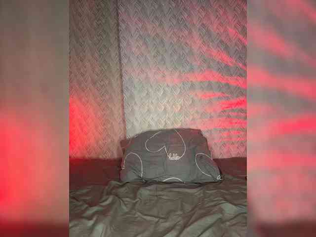 suchka-black- webcam