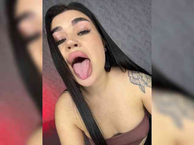suchka-black- webcam