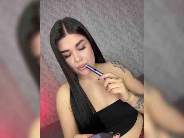 suchka-black- webcam