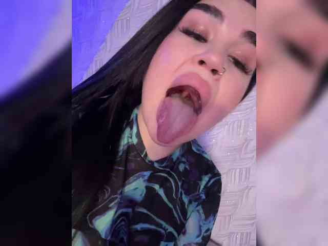 suchka-black- webcam