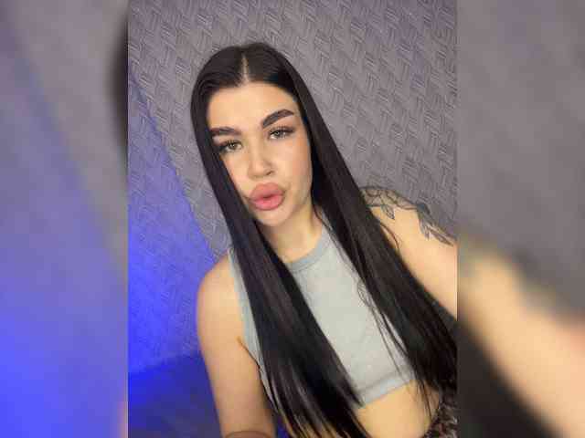 suchka-black- webcam