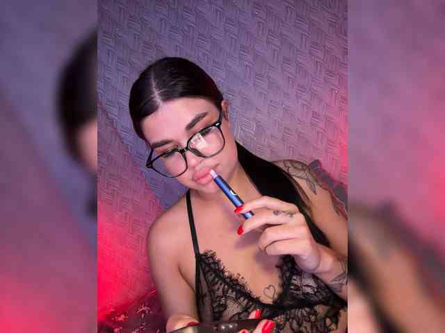 suchka-black- webcam