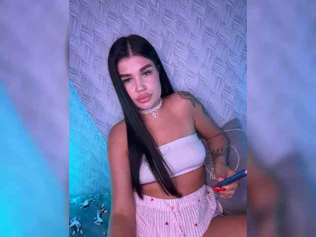 suchka-black- Sex Cam Show