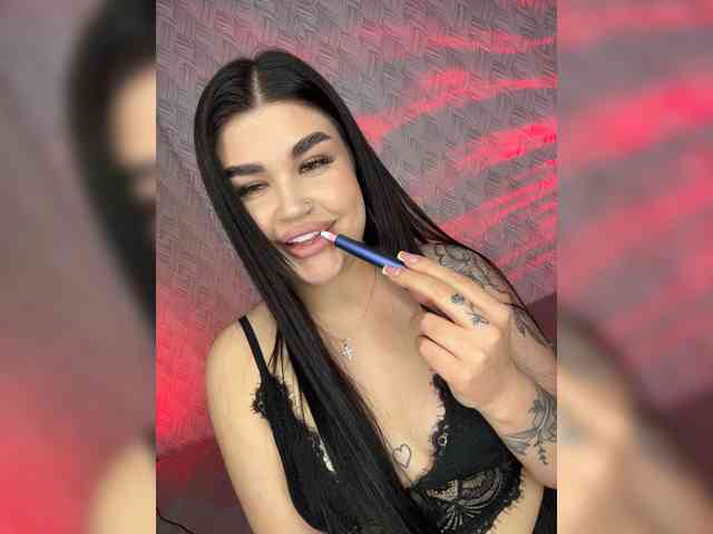 suchka-black- webcam