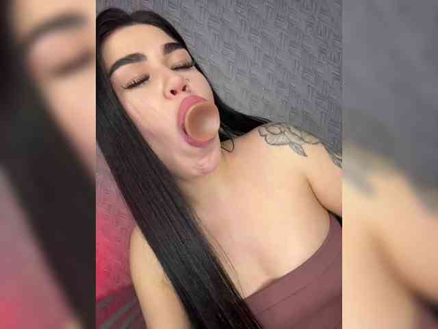 suchka-black- webcam