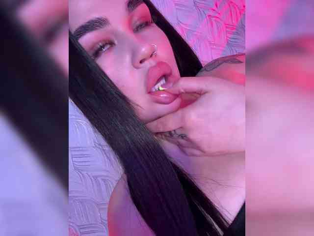 suchka-black- webcam