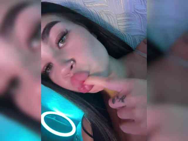 suchka-black- webcam