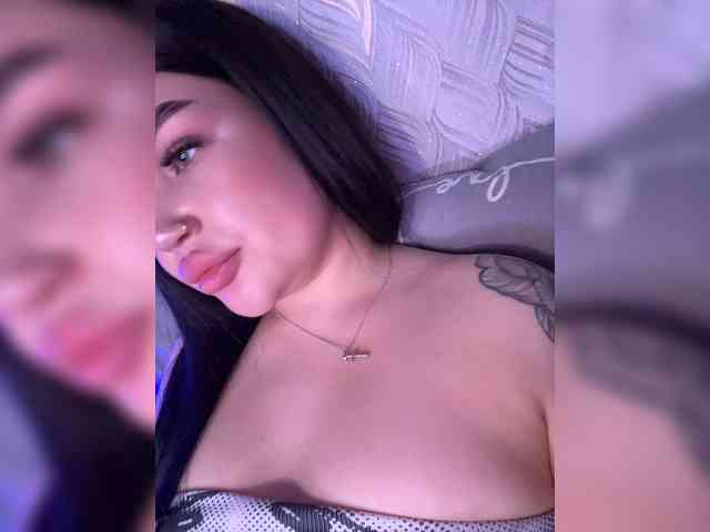 suchka-black- webcam