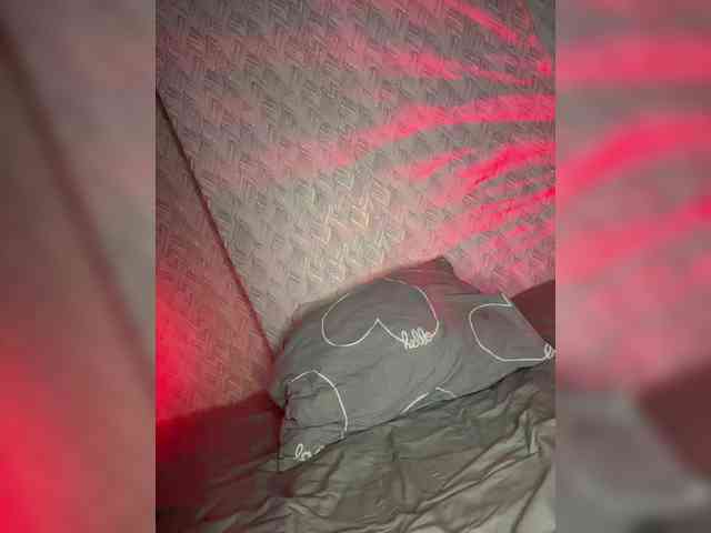 suchka-black- webcam