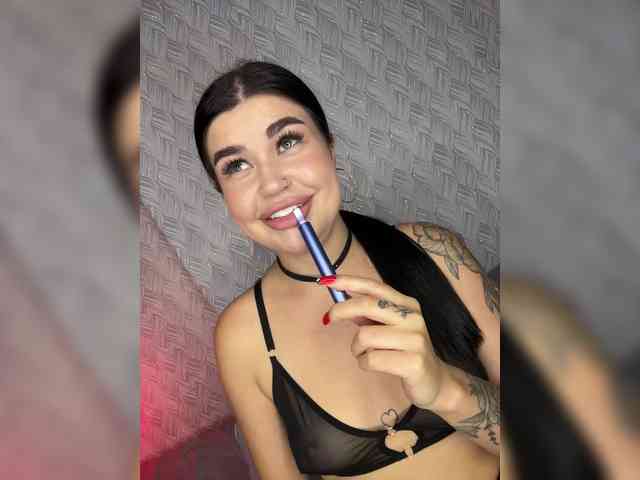 suchka-black- Sex Cam Show