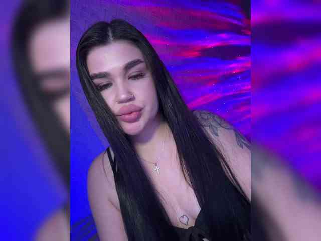 suchka-black- webcam