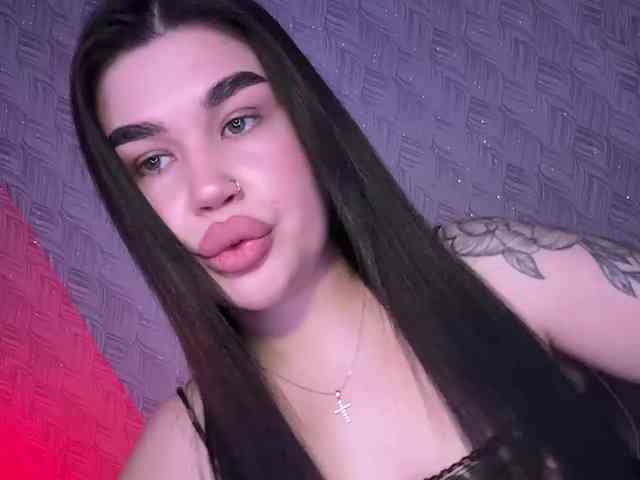 suchka-black- webcam