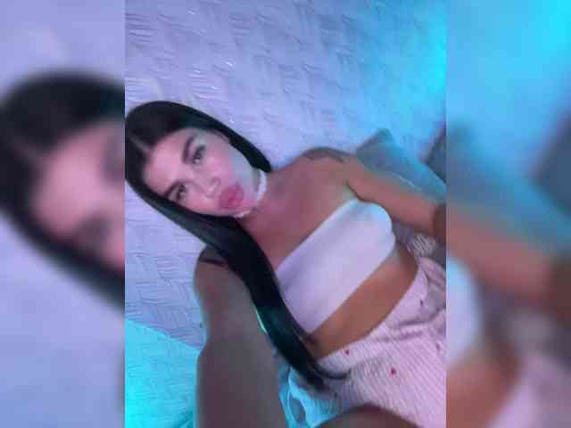 suchka-black- Sex Cam Show