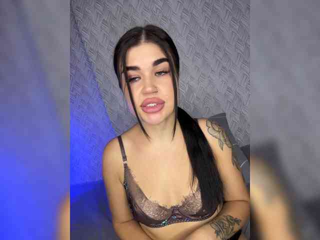 suchka-black- webcam