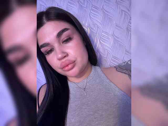 suchka-black- webcam