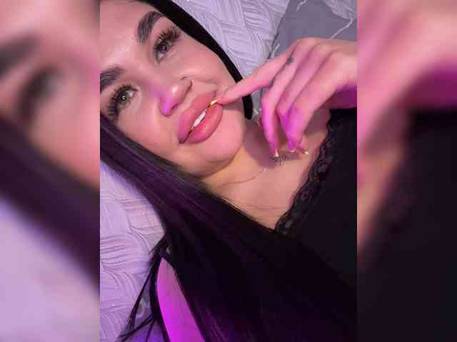 suchka-black- webcam