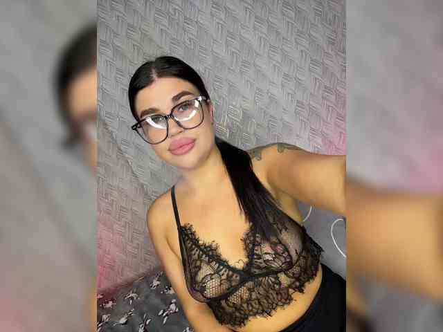 suchka-black- webcam