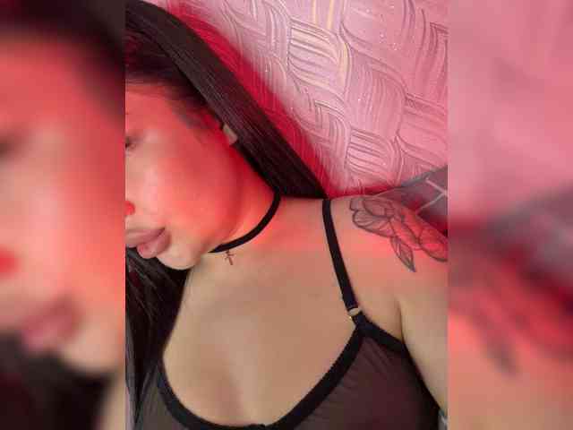 suchka-black- webcam
