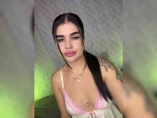 suchka-black- webcam