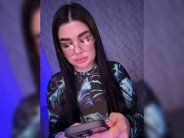 suchka-black- webcam