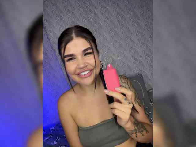 suchka-black- webcam
