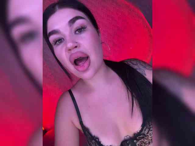 suchka-black- webcam