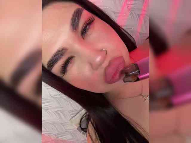 suchka-black- webcam