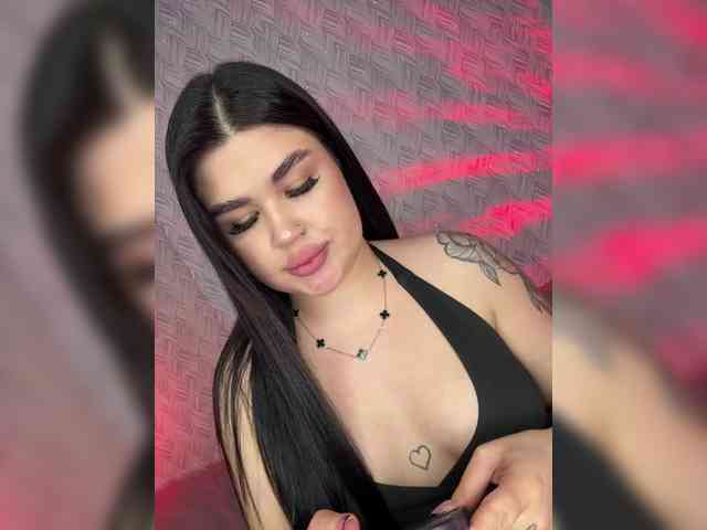 suchka-black- webcam