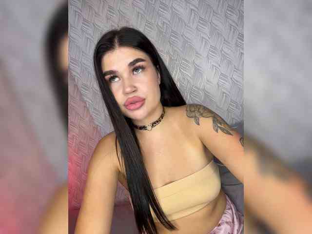 suchka-black- webcam