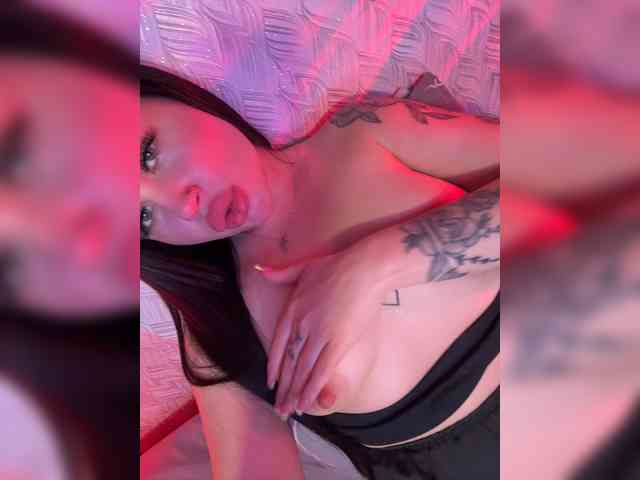 suchka-black- webcam