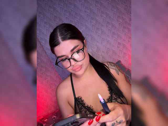 suchka-black- webcam