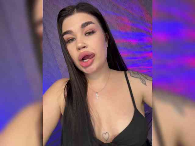 suchka-black- Live Webcam on BongaCams