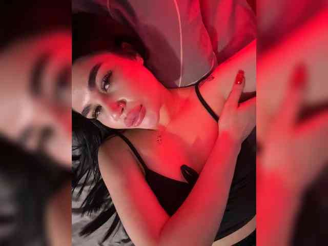 suchka-black- webcam