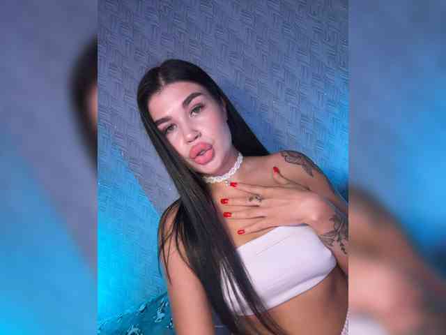 suchka-black- Live Webcam on BongaCams